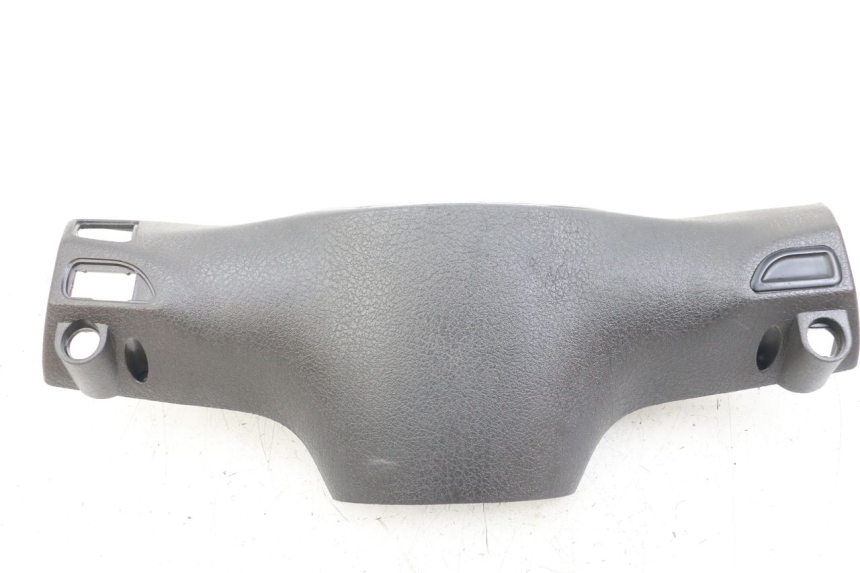 photo de REAR HANDLEBAR COVER PIAGGIO LIBERTY 125 (2009 - 2013)