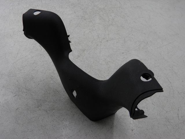 photo de REAR HANDLEBAR COVER PIAGGIO MP3 500 (2011 - 2015)