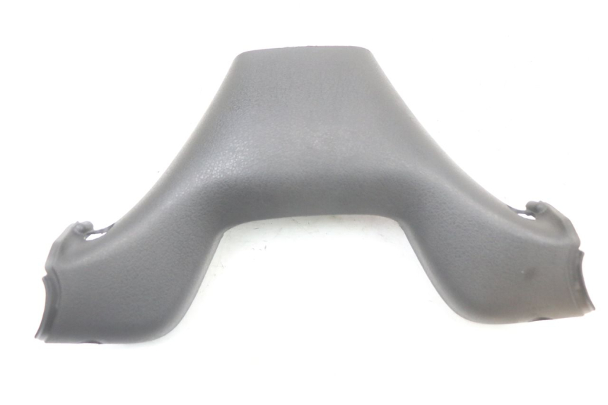 photo de REAR HANDLEBAR COVER PIAGGIO MP3 LT 400 (2007 - 2012)