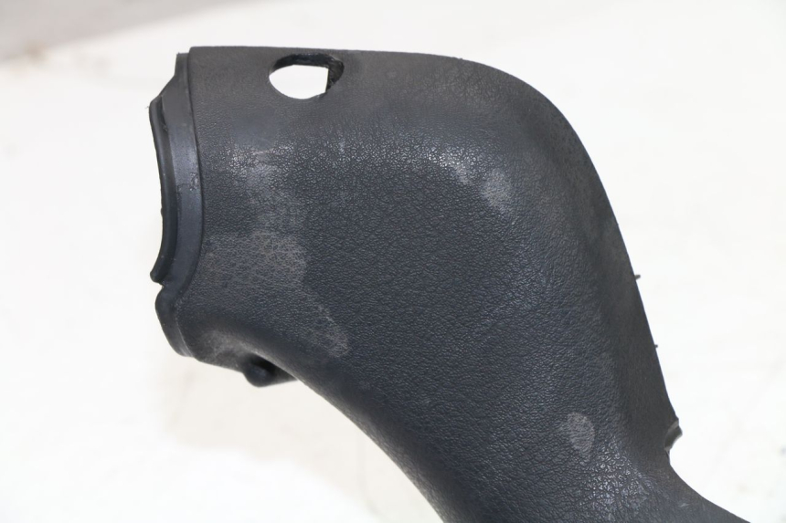 photo de REAR HANDLEBAR COVER PIAGGIO MP3 LT 400 (2007 - 2012)