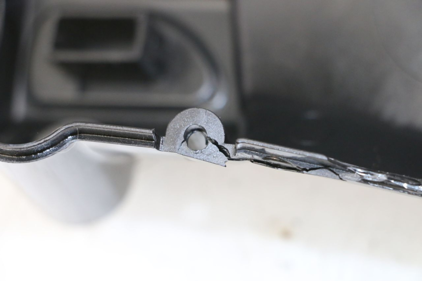 photo de HANDLE BAR REAR PANEL PIAGGIO NEW TYPHOON 50 (2010 - 2017)