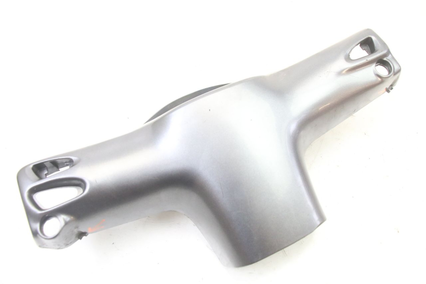 photo de REAR HANDLEBAR COVER PIAGGIO VESPA GRANTURISMO 125 (2003 - 2007)