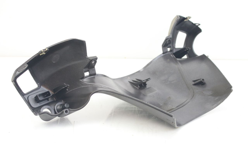 photo de REAR HANDLEBAR COVER PIAGGIO X9 EVOLUTION 125 (2003 - 2007)