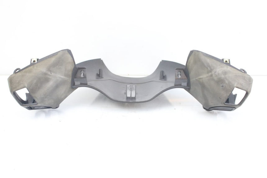 photo de REAR HANDLEBAR COVER PIAGGIO X9 EVOLUTION 125 (2003 - 2007)