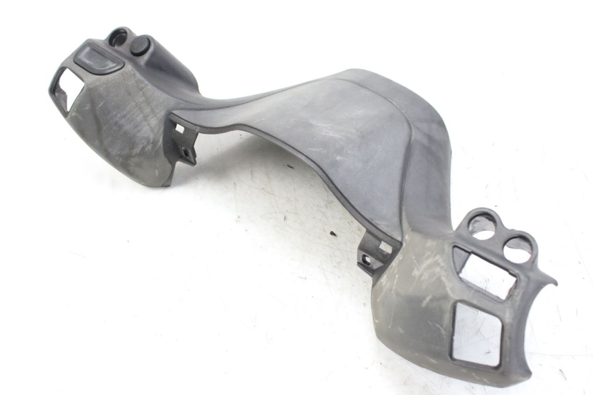 photo de REAR HANDLEBAR COVER PIAGGIO X9 EVOLUTION 125 (2003 - 2007)