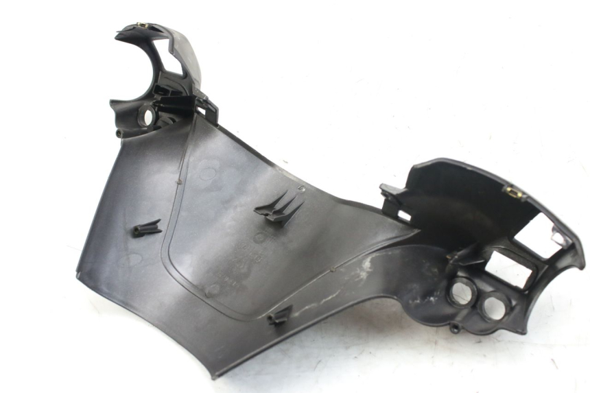 photo de REAR HANDLEBAR COVER PIAGGIO X9 EVOLUTION 125 (2003 - 2007)