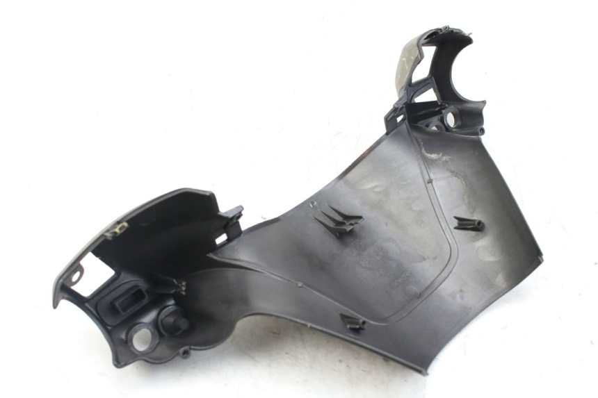 photo de REAR HANDLEBAR COVER PIAGGIO X9 EVOLUTION 125 (2003 - 2007)