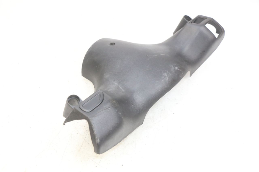 photo de REAR HANDLEBAR COVER PIAGGIO ZIP 2T 50 (2009 - 2019)