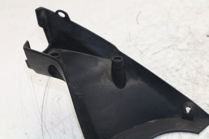 photo de HANDLE BAR REAR PANEL PEUGEOT SATELIS 125 (2010 - 2012)