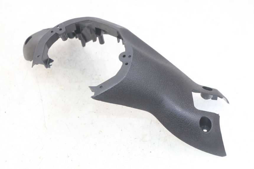 photo de REAR HANDLEBAR COVER MBK SKYCRUISER 125 (2010 - 2013)