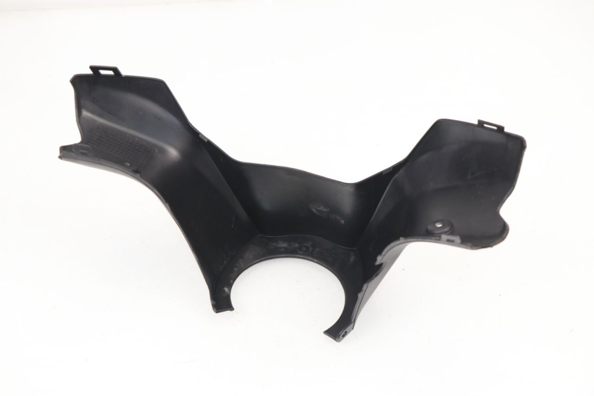 photo de REAR HANDLEBAR COVER SUZUKI BURGMAN 125 (2007 - 2014)