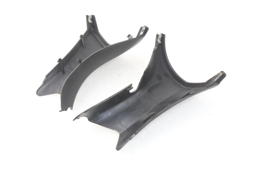 photo de HANDLE BAR REAR PANEL SYM GTS EFI ABS 125 (2012 - 2016)