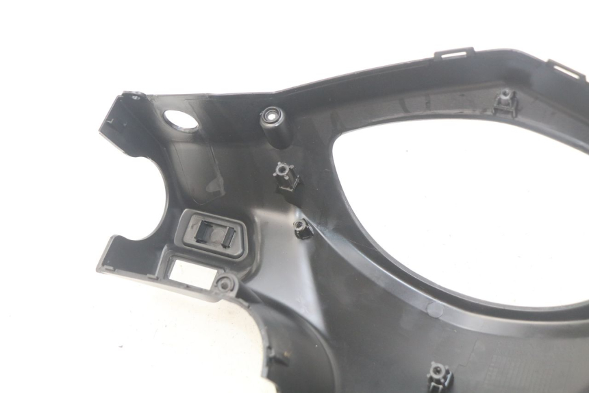 photo de REAR HANDLEBAR COVER SYM ORBIT III 3 4T 50 (2018 - 2021)