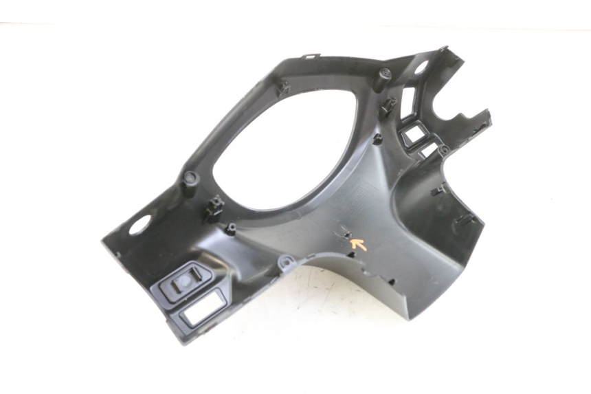 photo de REAR HANDLEBAR COVER SYM ORBIT III 3 4T 50 (2018 - 2021)