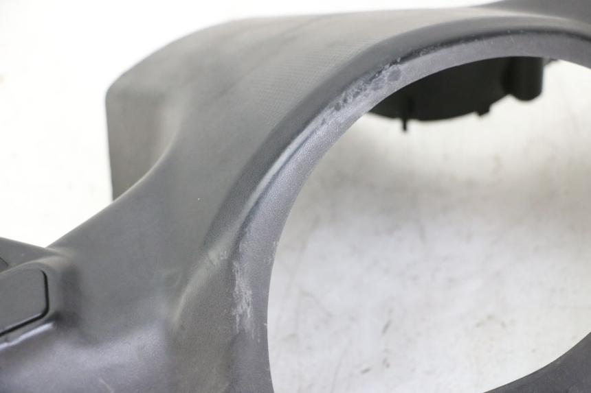 photo de REAR HANDLEBAR COVER SYM ORBIT III 3 4T 50 (2018 - 2021)