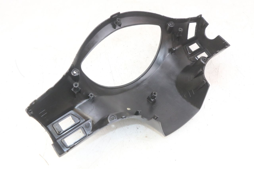 photo de REAR HANDLEBAR COVER SYM SYMPHONY 125 (2009 - 2015)