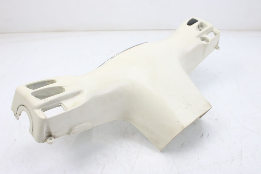 photo de REAR HANDLEBAR COVER PIAGGIO VESPA GTS IGET ABS 125 (2017 - 2023)