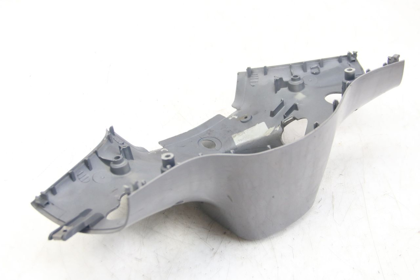 photo de REAR HANDLEBAR COVER PIAGGIO VESPA SPRINT 2T 50 (2014 - 2018)