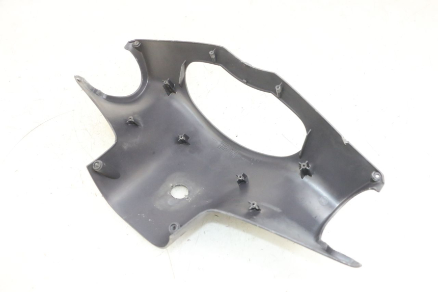 photo de HANDLE BAR REAR PANEL PEUGEOT VIVACITY 100 (1999 - 2008) - Technical close-up