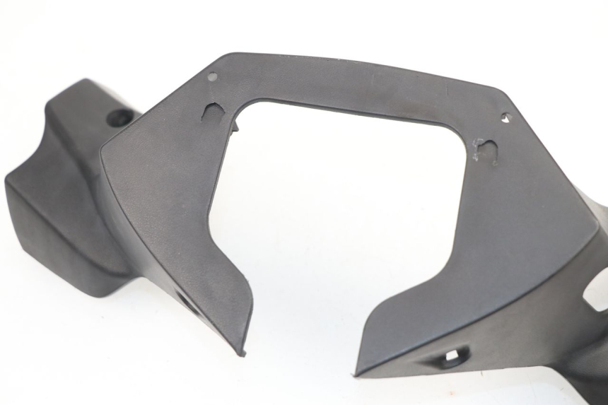 photo de HANDLE BAR REAR PANEL KYMCO XCITING 500 (2007 - 2010)