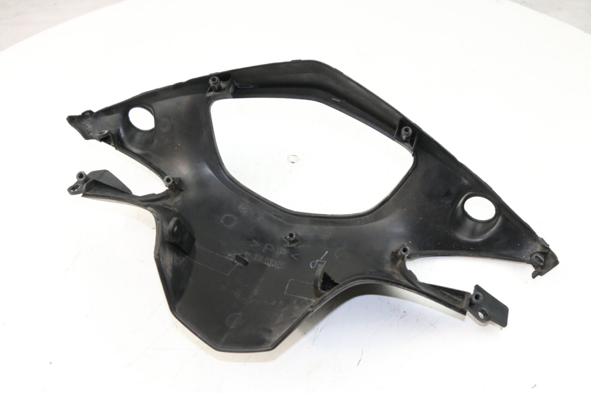 photo de REAR HANDLEBAR COVER YAMAHA CYGNUS X 125 (2004 - 2007)