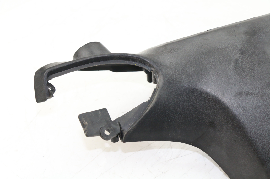 photo de REAR HANDLEBAR COVER YAMAHA CYGNUS X 125 (2004 - 2007)