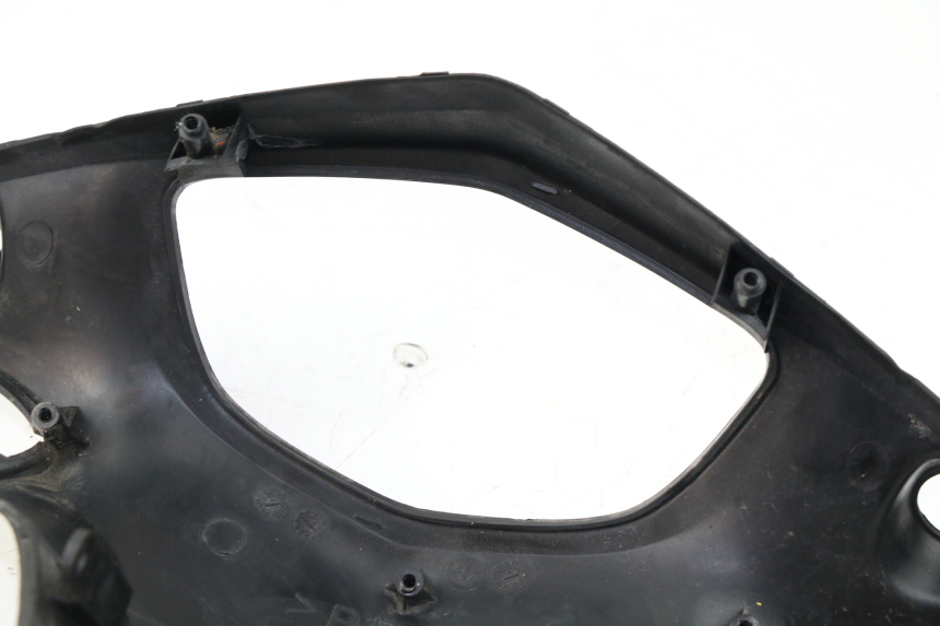 photo de REAR HANDLEBAR COVER YAMAHA CYGNUS X 125 (2004 - 2007)