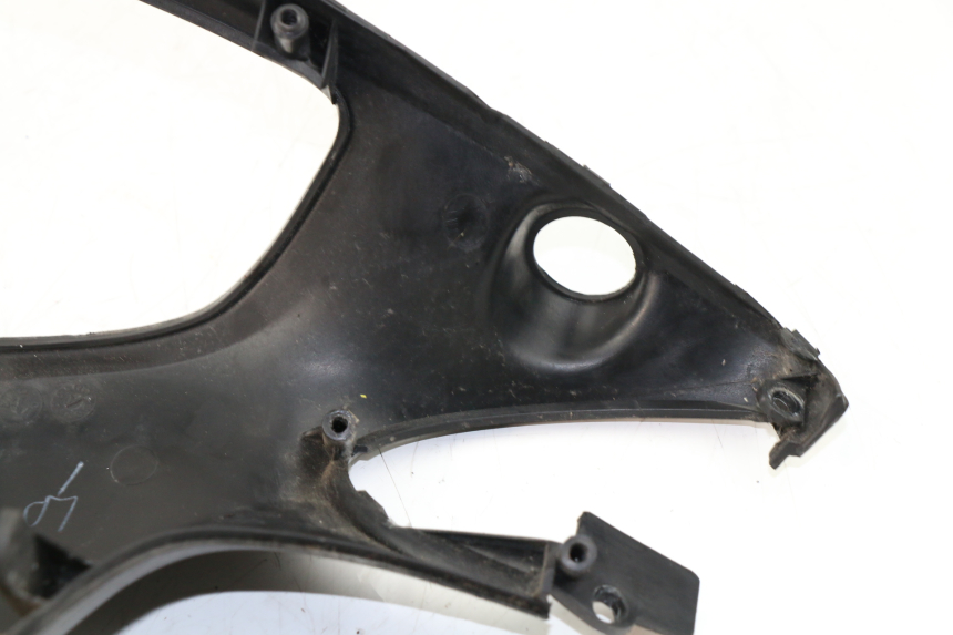 photo de REAR HANDLEBAR COVER YAMAHA CYGNUS X 125 (2004 - 2007)