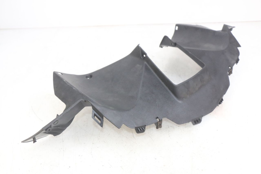 photo de REAR HANDLEBAR COVER YAMAHA X-MAX XMAX 250 (2006 - 2009)