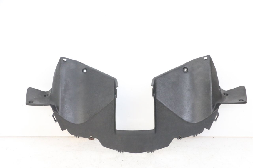 photo de REAR HANDLEBAR COVER YAMAHA X-MAX XMAX 250 (2006 - 2009)