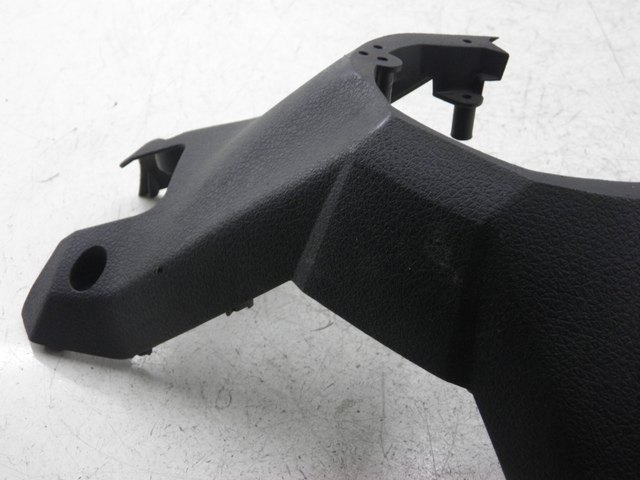 photo de REAR HANDLEBAR COVER YAMAHA X-MAX XMAX 125 (2010 - 2014)