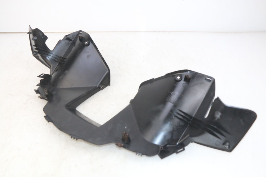 photo de REAR HANDLEBAR COVER YAMAHA XMAX X-MAX 125 (2006 - 2009)