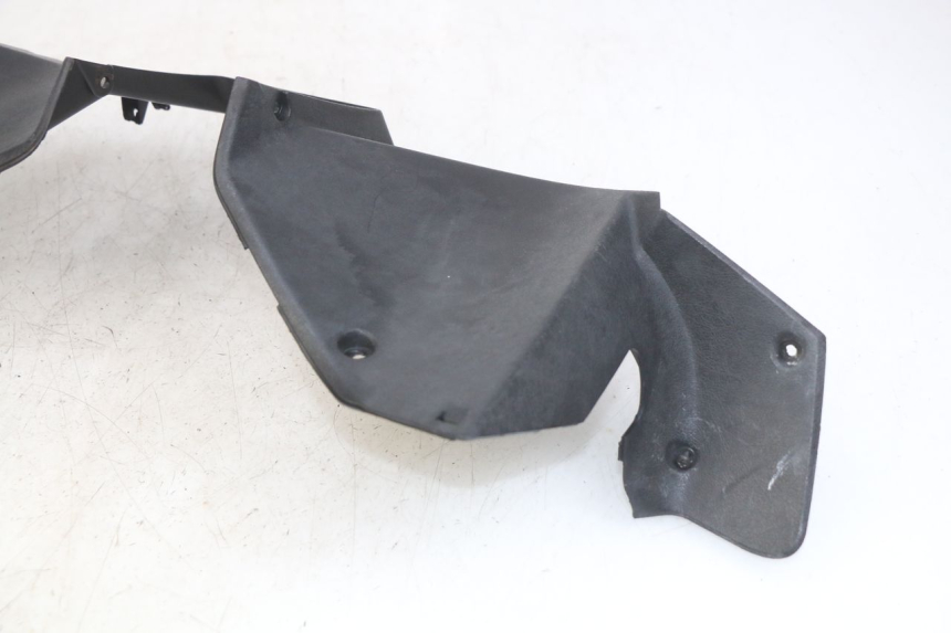 photo de REAR HANDLEBAR COVER YAMAHA XMAX X-MAX 125 (2006 - 2009)