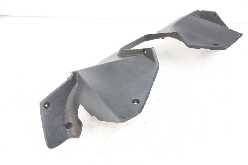 photo de REAR HANDLEBAR COVER YAMAHA XMAX X-MAX 125 (2006 - 2009)