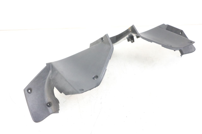 photo de REAR HANDLEBAR COVER YAMAHA XMAX X-MAX 125 (2006 - 2009)