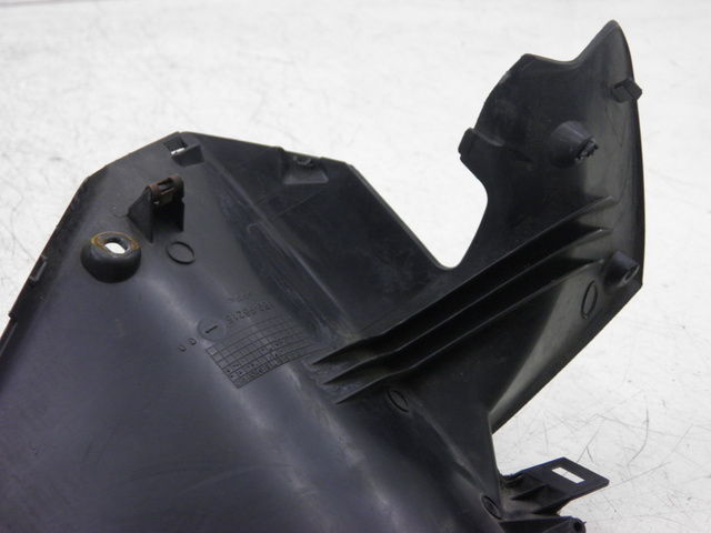 photo de REAR HANDLEBAR COVER YAMAHA XMAX X-MAX 125 (2006 - 2009)