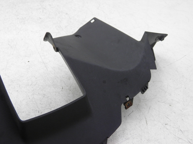 photo de REAR HANDLEBAR COVER YAMAHA XMAX X-MAX 125 (2006 - 2009)