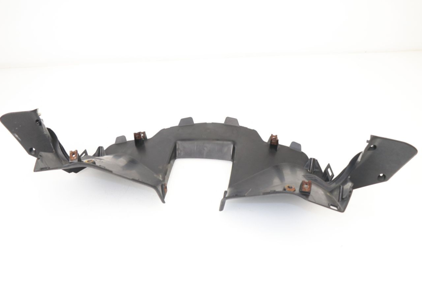 photo de REAR HANDLEBAR COVER YAMAHA XMAX X-MAX 125 (2006 - 2009)