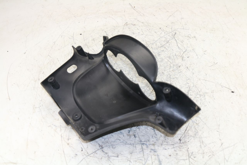 photo de HANDLE BAR REAR PANEL YAMAHA YP MAJESTY 125 (1998 - 2001)