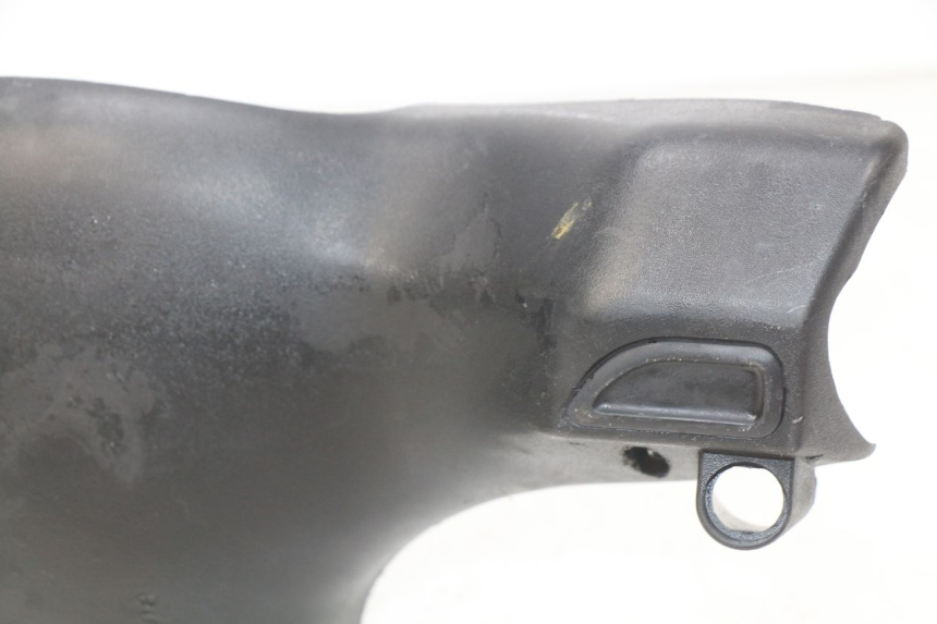 photo de REAR HANDLEBAR COVER PIAGGIO ZIP 4T 50 (2018 - 2020)
