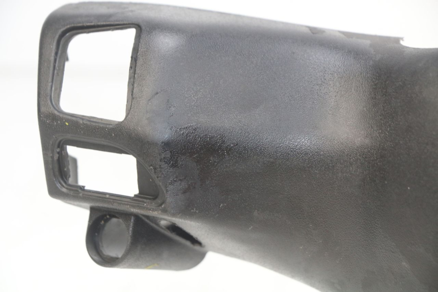 photo de REAR HANDLEBAR COVER PIAGGIO ZIP 4T 50 (2018 - 2020)