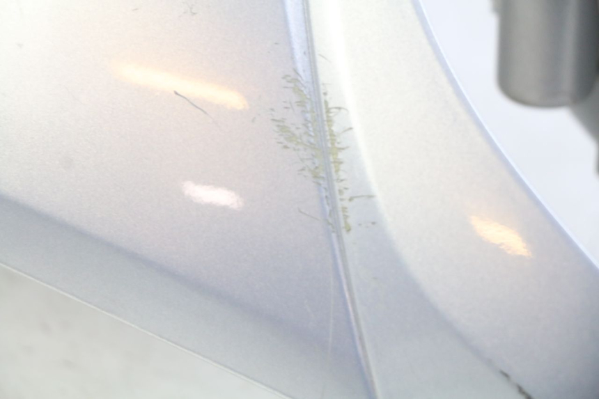 photo de HANDLEBAR COVER FRONT YAMAHA CYGNUS X INJECTION 125 (2007 - 2013)