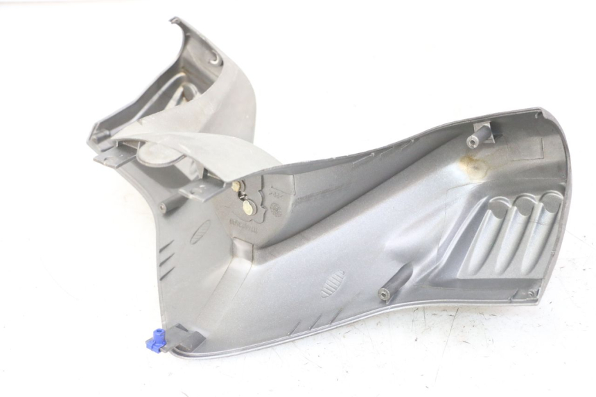 photo de HANDLE BAR FRONT PANEL PEUGEOT ELYSTAR 125 (2002 - 2007)