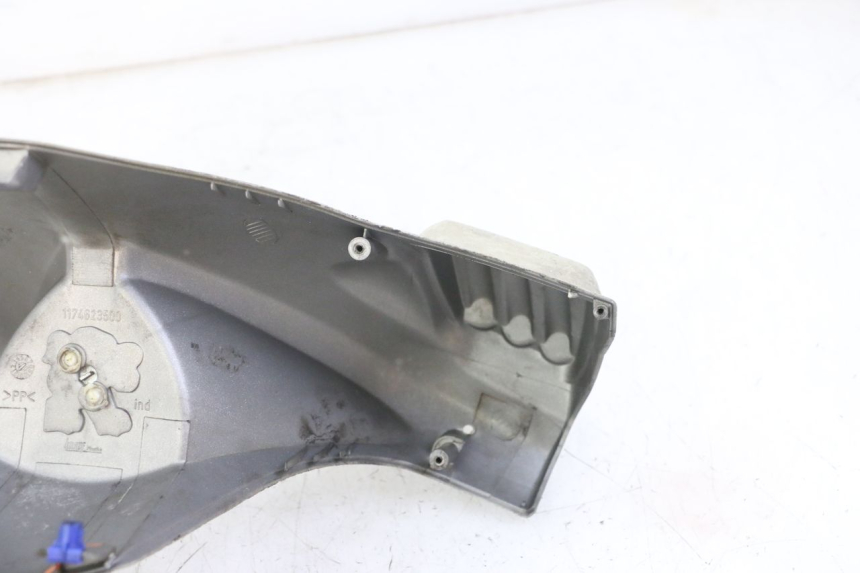 photo de HANDLEBAR COVER FRONT PEUGEOT ELYSTAR 50 (2002 - 2014)