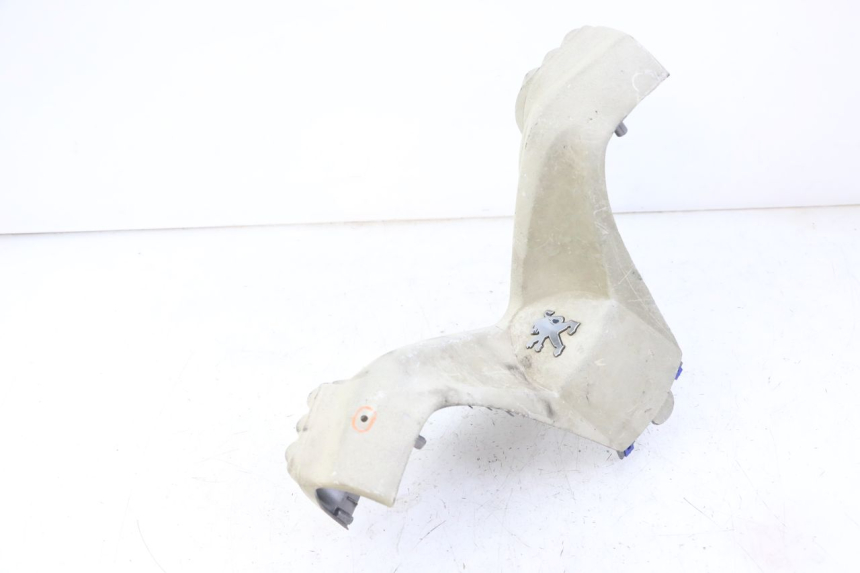photo de HANDLEBAR COVER FRONT PEUGEOT ELYSTAR 50 (2002 - 2014)