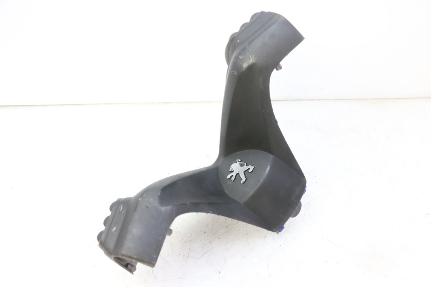 photo de HANDLEBAR COVER FRONT PEUGEOT ELYSTAR 50 (2002 - 2014)
