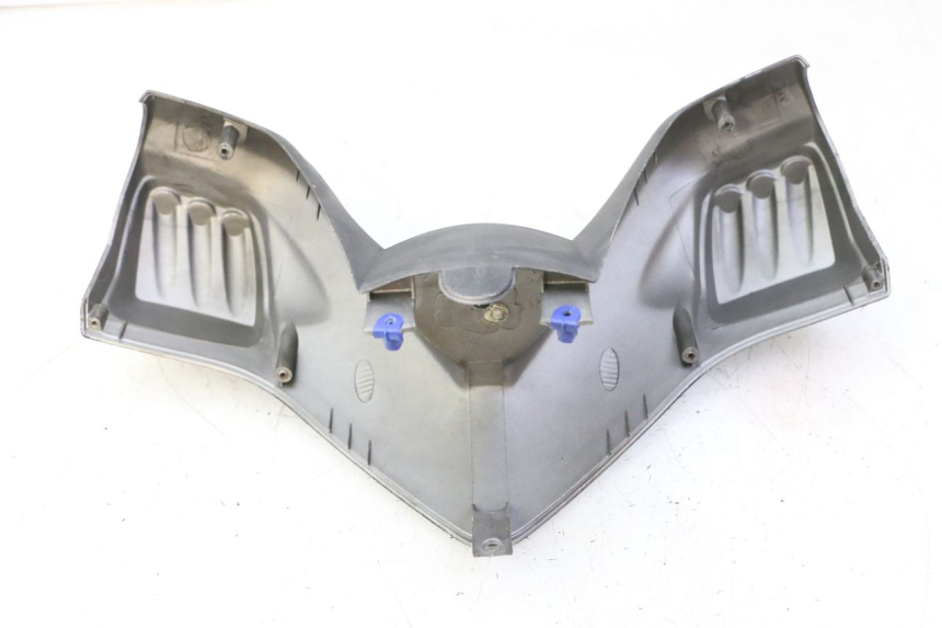 photo de HANDLEBAR COVER FRONT PEUGEOT ELYSTAR 50 (2002 - 2014)