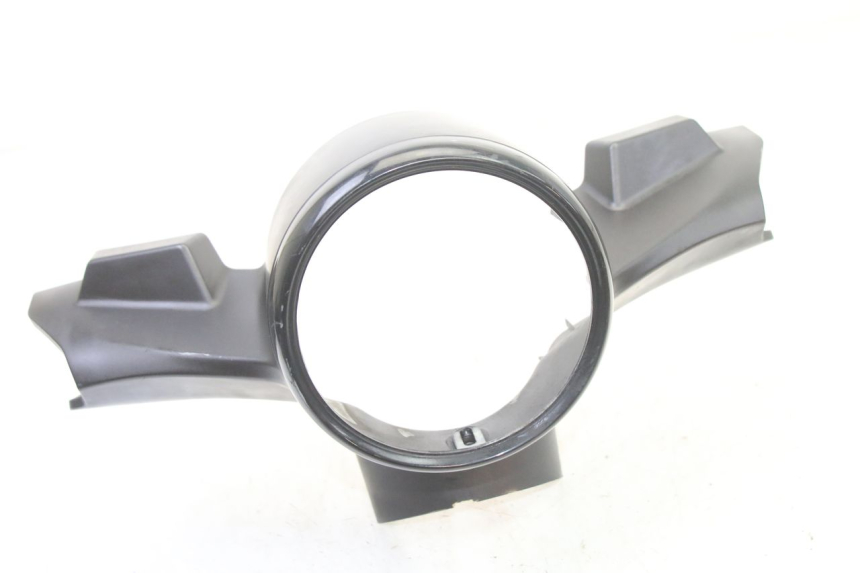 photo de FRONT HANDLEBAR COVER VENESI FLY RETRO 4T 50 (2020 - 2025)