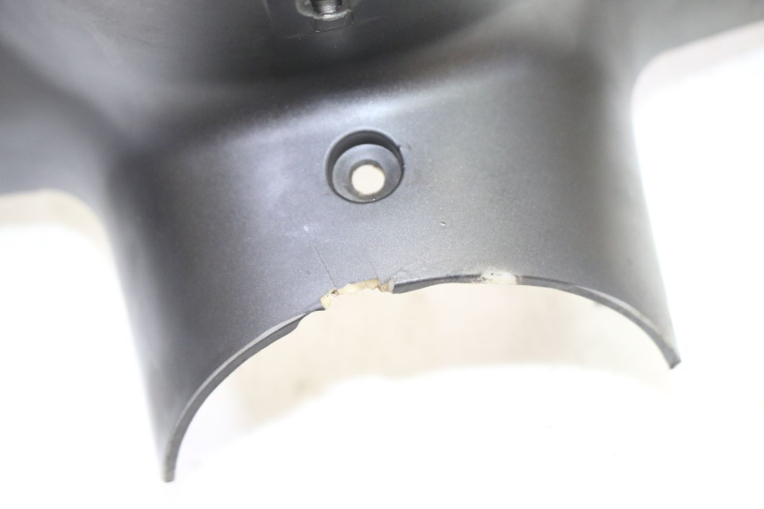 photo de FRONT HANDLEBAR COVER VENESI FLY RETRO 4T 50 (2020 - 2025)