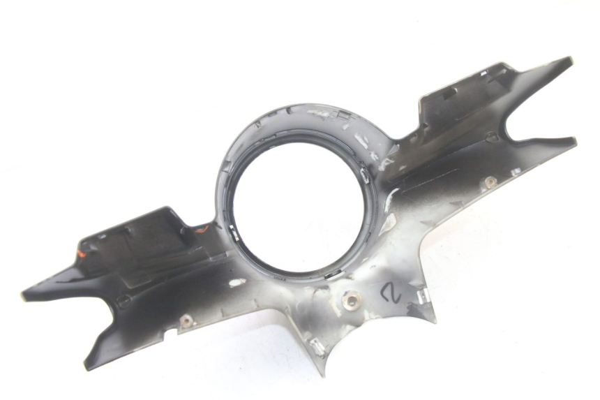 photo de FRONT HANDLEBAR COVER VENESI FLY RETRO 4T 50 (2020 - 2025)